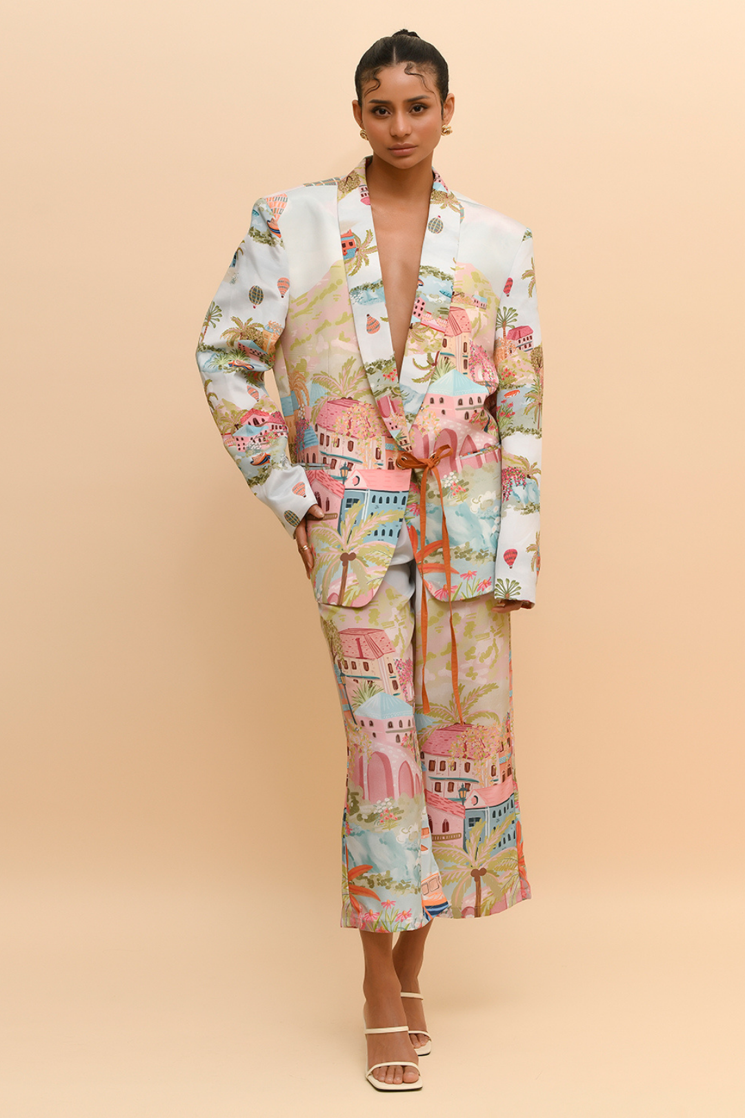 OVERSIZED BLAZER