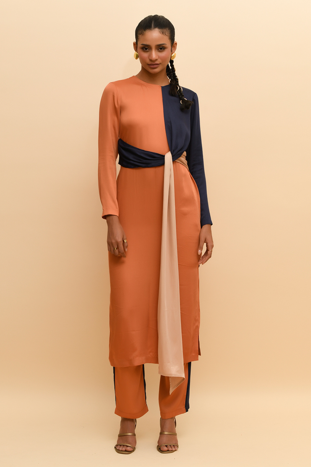 Knotted kurta